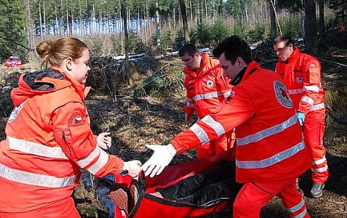 Společnost KRÁSNÝ - zdravotnická technika podporuje záchranáře Českého červeného kříže